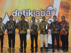 Daftar Lengkap Penerima Anugerah detikJabar Awards 2024