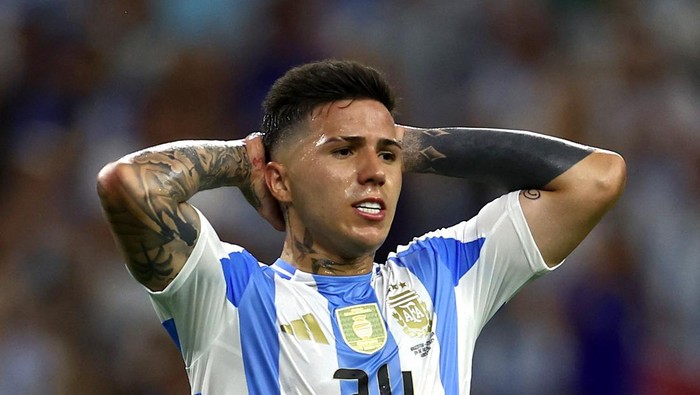 Soccer Football - Copa America 2024 - Quarter Final - Argentina v Ecuador - NRG Stadium, Houston, Texas, United States - July 4, 2024 Argentinas Enzo Fernandez reacts REUTERS/Agustin Marcarian