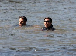 Walkot Paris Berenang di Sungai Seine, Klaim Airnya Aman untuk Olimpiade