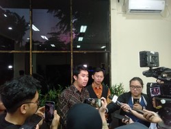 LBH Jakarta Buka Posko Pengaduan Soal Cleansing Guru Honorer, Lapor di Sini!