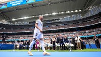 Mbappe pakai nomor punggung 9 (Getty Images)