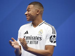 Mbappe: Operasi Hidung? Saya Bicarakan Dulu dengan Madrid