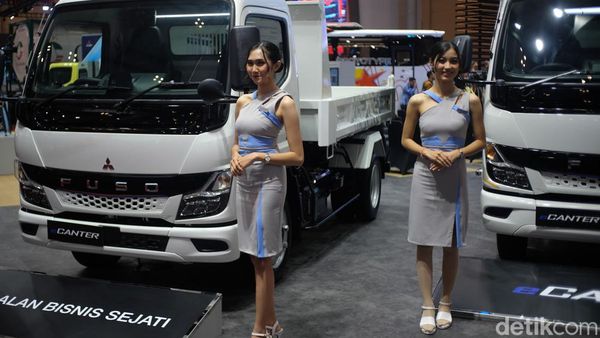 Lihat Lebih Dekat Truk Listrik Fuso eCanter di GIIAS 2024
