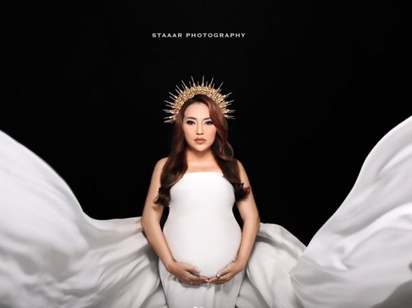 7 Pemotretan Maternity Mpok Alpa yang Bikin Pangling, Bumil Cantik Maksimal