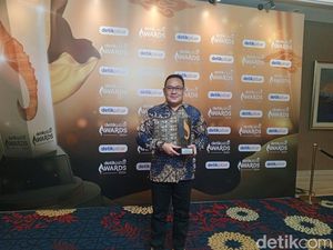 Sukses Entaskan Kemiskinan Ekstrem, Pemkab Sumedang Sabet detikJabar Awards