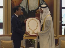 Jokowi Terima Tanda Jasa Kehormatan Order for Zayed dari MBZ