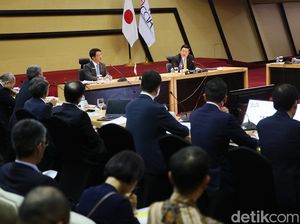 Sekjen ASEAN Gelar Dialog dengan Kadin Jepang Sekjen ASEAN Gelar Dialog dengan Kadin Jepang