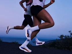 Buatan Robot, Sneaker Terunik di Dunia Akan Cetak Sejarah di Olimpiade 2024