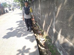 Pria di Citeureup Bogor Tiba-tiba Jatuh ke Selokan Lalu Meninggal