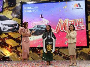 Bank Mega Serahkan 1 Unit BMW 520i M Sport ke Nasabah Beruntung Bank Mega Serahkan 1 Unit BMW 520i M Sport ke Nasabah Beruntung