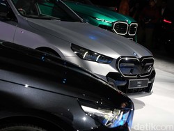 Bukti Orang Kaya Masih Banyak di RI, BMW Laris Manis di GIIAS 2024