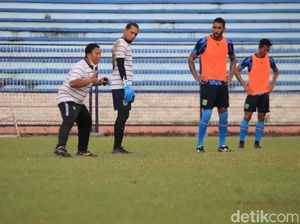 Resmi Nakhodai Persela, Didik Ludianto Merasa Tertantang Rebut Tiket Liga 1