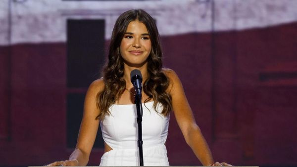 Potret Cucu Donald Trump Pidato di Konvensi, Tumbuh Jadi Gadis Cantik & Cerdas