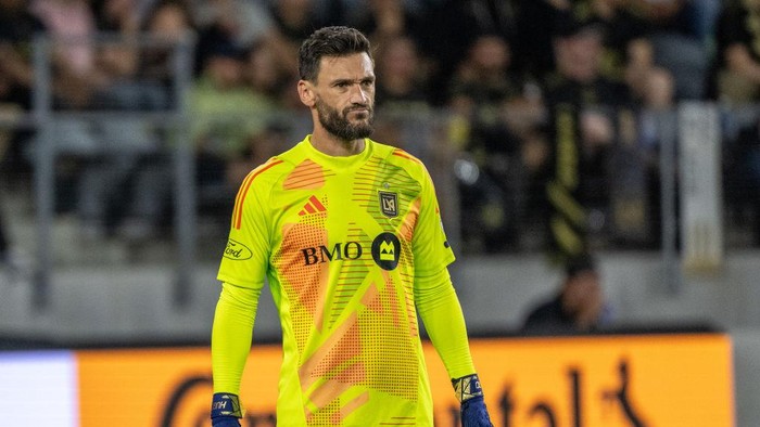 LOS ANGELES, CA - JUNE 22: Hugo Lloris #1 of Los Angeles FC during the match against San Jose Earthquakes at BMO Stadium on June 22, 2024 in Los Angeles, California. Los Angeles FC won the match 6-2 (Photo by Shaun Clark/Getty Images)