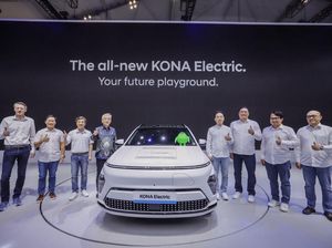Hyundai All-New KONA Electric Mejeng di GIIAS, Baterainya Buatan RI Hyundai All-New KONA Electric Mejeng di GIIAS, Baterainya Buatan RI