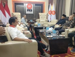 Pagi-pagi, Ilham Habibie Sambangi DPP PKS Didampingi Sekjen NasDem