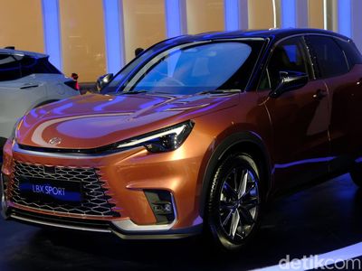 Ini Lexus Paling Terjangkau, Harganya di Bawah Rp 1 M