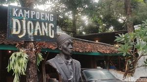 Suasana Kampoeng Djoeang, Kafe Vintage di Ujung Musuem Satriamandala