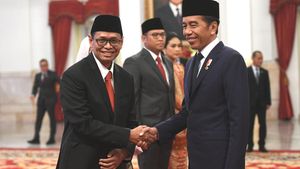 Momen Jokowi Lantik 3 Wamen Baru, Ada Keponakan Prabowo