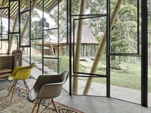 Begini Desain Rumah Bambu di Salatiga, Unik, Sederhana, Tapi Mendunia! Begini Desain Rumah Bambu di Salatiga, Unik, Sederhana, Tapi Mendunia!