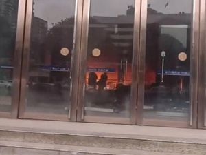 Korban Tewas Akibat Kebakaran Mal di China Jadi 16 Orang