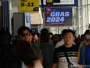 Pameran GIIAS 2024 Resmi Ditutup, Jumlah Pengunjung Naik Sedikit Pameran GIIAS 2024 Resmi Ditutup, Jumlah Pengunjung Naik Sedikit