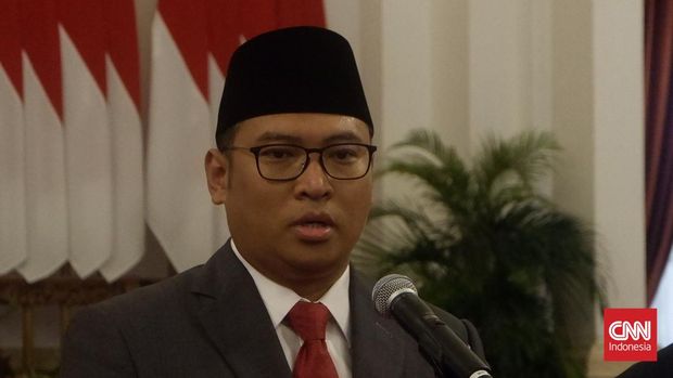 Presiden Joko Widodo (Jokowi) resmi melantik tiga wakil menteri Kabinet Indonesia Maju dalam sisa masa kedudukan periode tahun 2019-2024 di Istana Negara, Jakarta Pusat, Kamis (18/7).