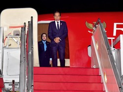 Jokowi Tiba di Jakarta Usai Kunker dari Abu Dhabi