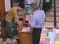 Viral Pria Bule Gendam Pedagang di Ngawen Klaten, Korban Tekor Rp 3,5 Juta