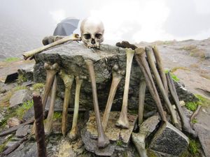 10 Tempat Misterius Namun Menawan di Bumi
