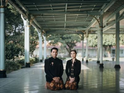 Potret Prewedding Thariq-Aaliyah Massaid, Menawan Dengan Adat Jawa dan Minang
