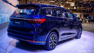 Harganya Bikin Kaget, Begini Wujud MPV Listrik BYD M6 yang Dijual Rp 379 Juta