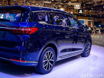 Harganya Bikin Kaget, Begini Wujud MPV Listrik BYD M6 yang Dijual Rp 379 Juta