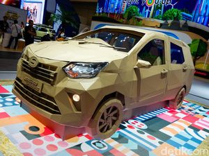 Ada Daihatsu Sigra dari Kardus di GIIAS 2024, Penasaran?