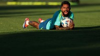 4. Douglas Luiz, dari Aston Villa ke Juventus (Italia) dengan biaya transfer 51,5 juta euro. Foto: Getty Images/Buda Mendes