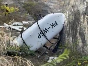 Helikopter Jatuh di Pecatu Bali, Ini Penampakannya