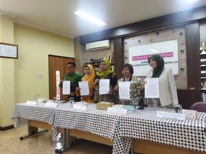 Komnas Perempuan Khawatir RUU PPRT Dimulai dari Nol Lagi Saat DPR Berganti Komnas Perempuan Khawatir RUU PPRT Dimulai dari Nol Lagi Saat DPR Berganti