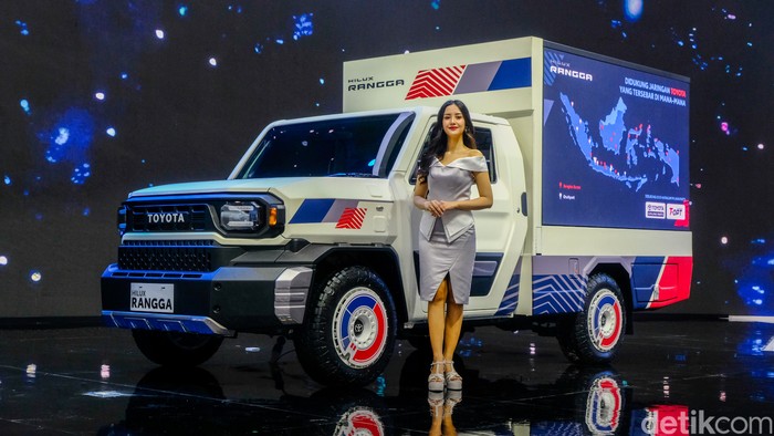 Melihat Wujud Toyota Hilux Rangga, Keran Inden Sudah Dibuka Toyota Hilux Rangga ikut dipamerkan pada ajang Gaikindo Indonesia International Auto Show (GIIAS) 2024. Keran inden telah dibuka untuk kendaraan beroda empat komersial ini.