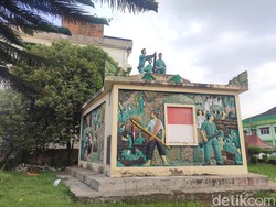 Monumen Bersejarah di Lubuklinggau Kini Dipenuhi Sampah