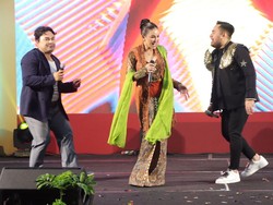 Nassar-Nikita Mirzani Meriahkan Pisah Sambut Kapolres Nganjuk