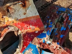 Nelayan Temukan Puing Diduga Heli Polri yang Jatuh pada 2022 di Belitung