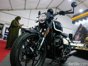 Royal Enfield Luncurkan Shotgun 650 dan Himalayan 450 di GIIAS 2024 Royal Enfield Luncurkan Shotgun 650 dan Himalayan 450 di GIIAS 2024