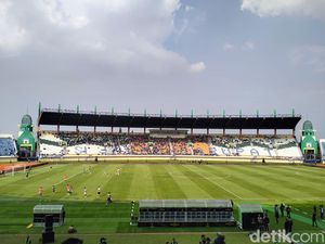 Susunan Pemain Persib vs PSM: Mateo Kocijan Turun di Menit Awal