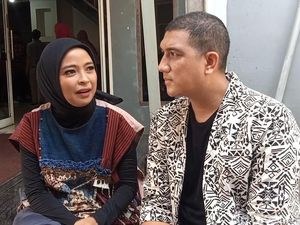 Arda Gak Yakin Tantri Kotak Ngaku Aman Usai Jatuh dari Panggung Arda Gak Yakin Tantri Kotak Ngaku Aman Usai Jatuh dari Panggung