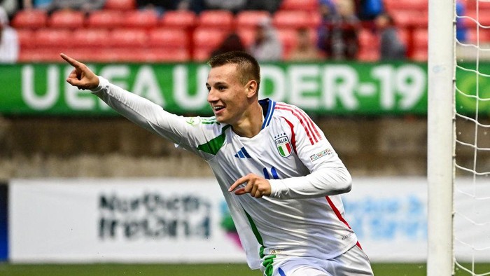 LARNE, NORTHERN IRELAND - JULY 18: Francesco Camarda of Italy celebrates after scoring his sides third goal during the UEFA European Under-19 Championship 2024 Group A match between Northern Ireland and Italy at Inver Park on July 18, 2024 in Larne, Northern Ireland. (Photo by Seb Daly - Sportsfile/UEFA via Getty Images)