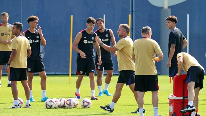 Hansi Flick is participating in the FC Barcelona training session in Barcelona, Spain, on July 19, 2024. (Photo by Joan Valls/Urbanandsport /NurPhoto via Getty Images)