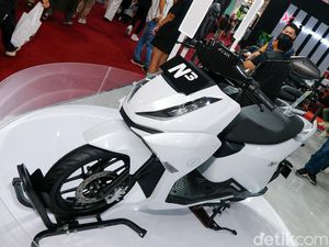 Alva Rilis Motor Listrik N3, Harga Rp 11 Jutaan Alva Rilis Motor Listrik N3, Harga Rp 11 Jutaan