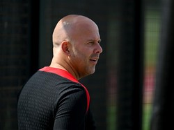 Kata-kata Arne Slot Usai Debutnya Melatih Liverpool Berakhir Kalah