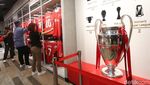 Berburu Tanda Tangan dan Foto Bersama Legenda Liverpool Patrik Berger