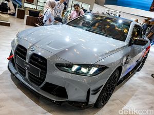Penjualan Mobil Turun, Mobil Mewah Ikut Kena Imbas? Penjualan Mobil Turun, Mobil Mewah Ikut Kena Imbas?